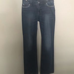 White House Black Market Boot Leg 6 R Jeans